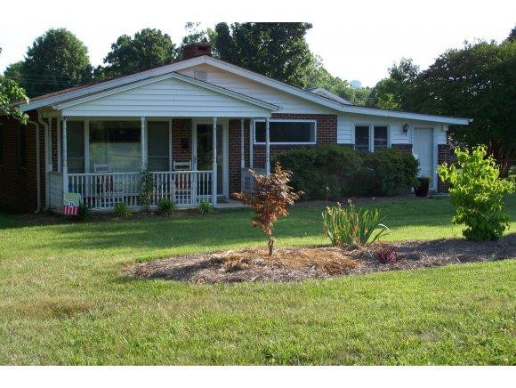 711 Sycamore Road Graham, NC 27253 - Photo 1 of 17 Gallery Image 1