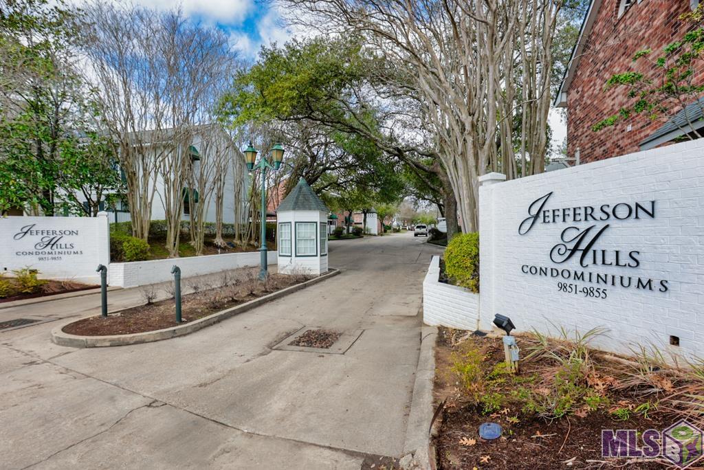 9851 Jefferson Highway, Unit H28 Baton Rouge, LA 70809 - Photo 1 of 19 Such a Great Location!