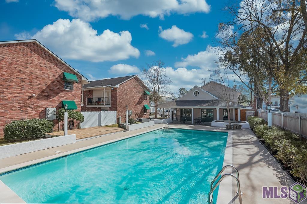 9851 Jefferson Highway, Unit H28 Baton Rouge, LA 70809 - Photo 19 of 19 Enjoy the Warm Weather Here!