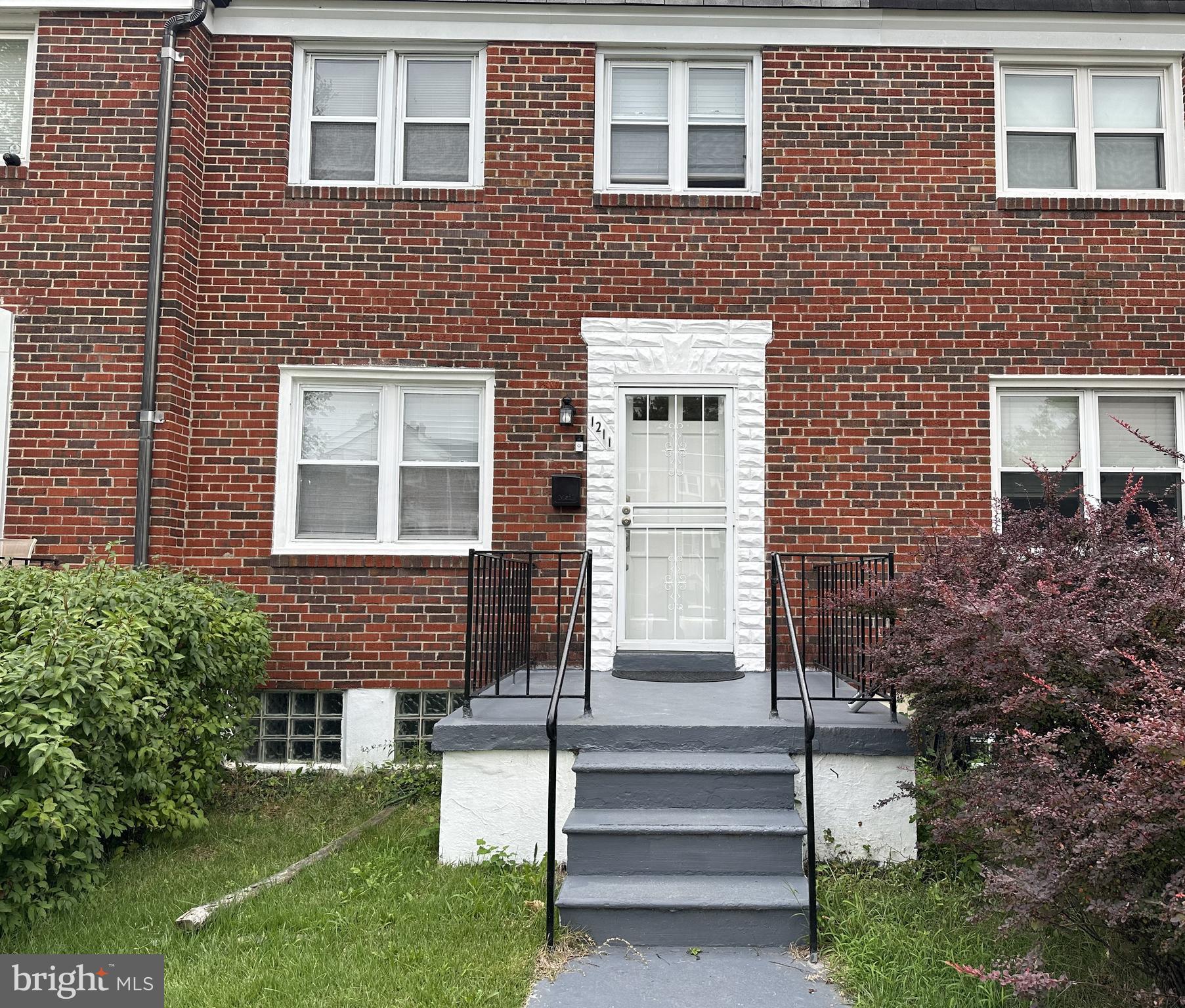 1211 Deanwood Road Baltimore, MD 21234 - Photo 1 of 35 Front