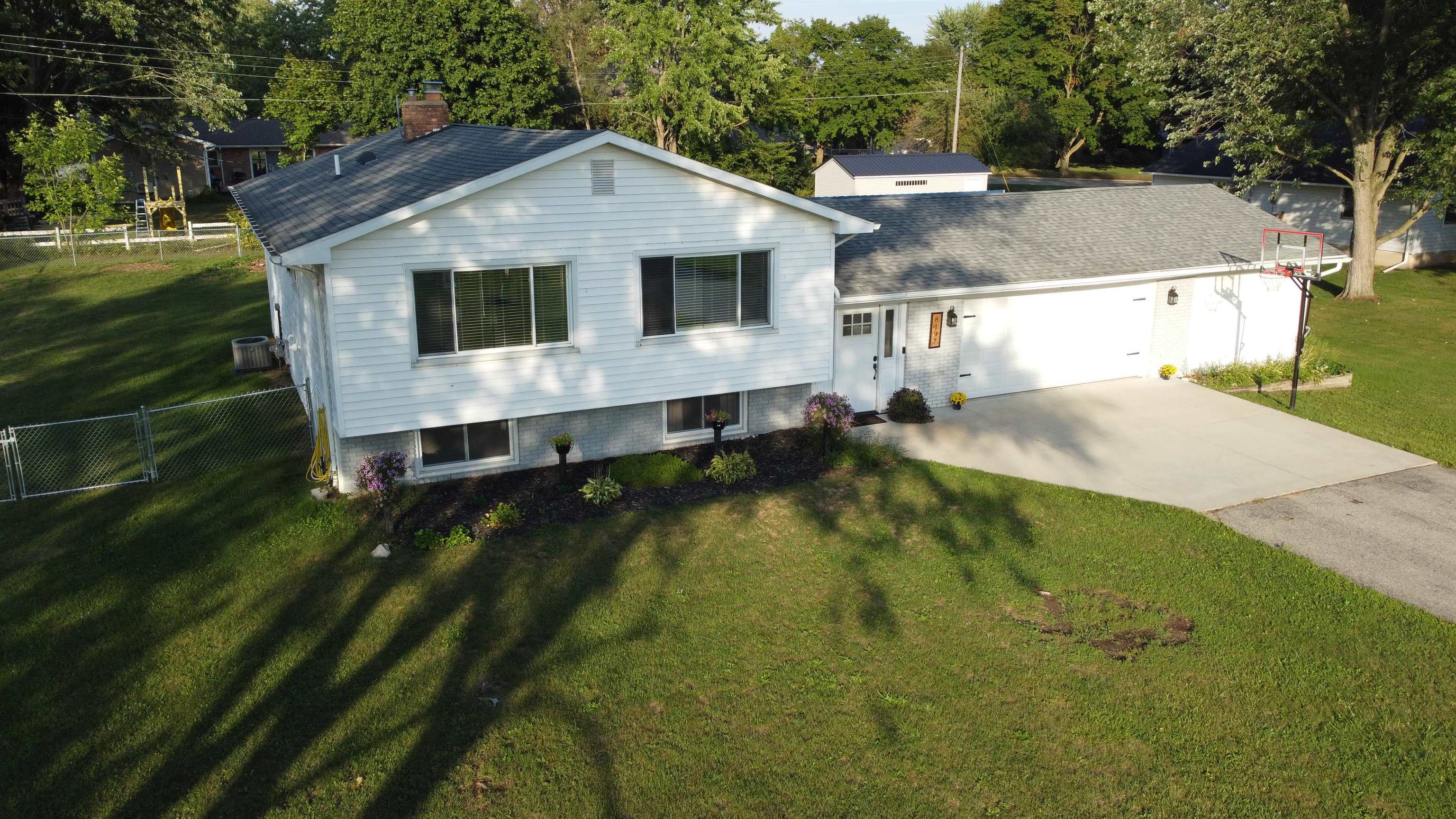 8197 South Federal Road Shepherd, MI 48883 - Photo 2 of 51 Gallery Image 2