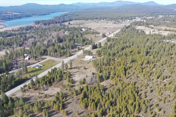 $349,950 | 38706 North Newport Highway, Elk, WA 99009