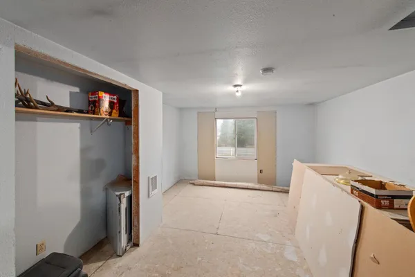 $349,950 | 38706 North Newport Highway, Elk, WA 99009