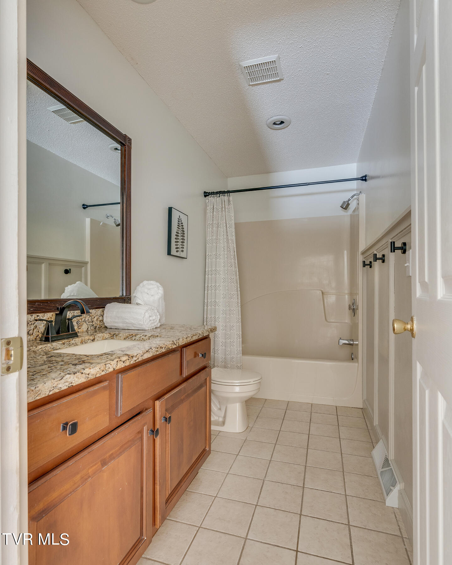 204 East Mountain View Road, Unit 25 Johnson City, TN 37601 - Photo 16 of 25 016