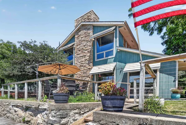 $670,000 | 2870 South Riverside Drive, Beloit, WI 53511