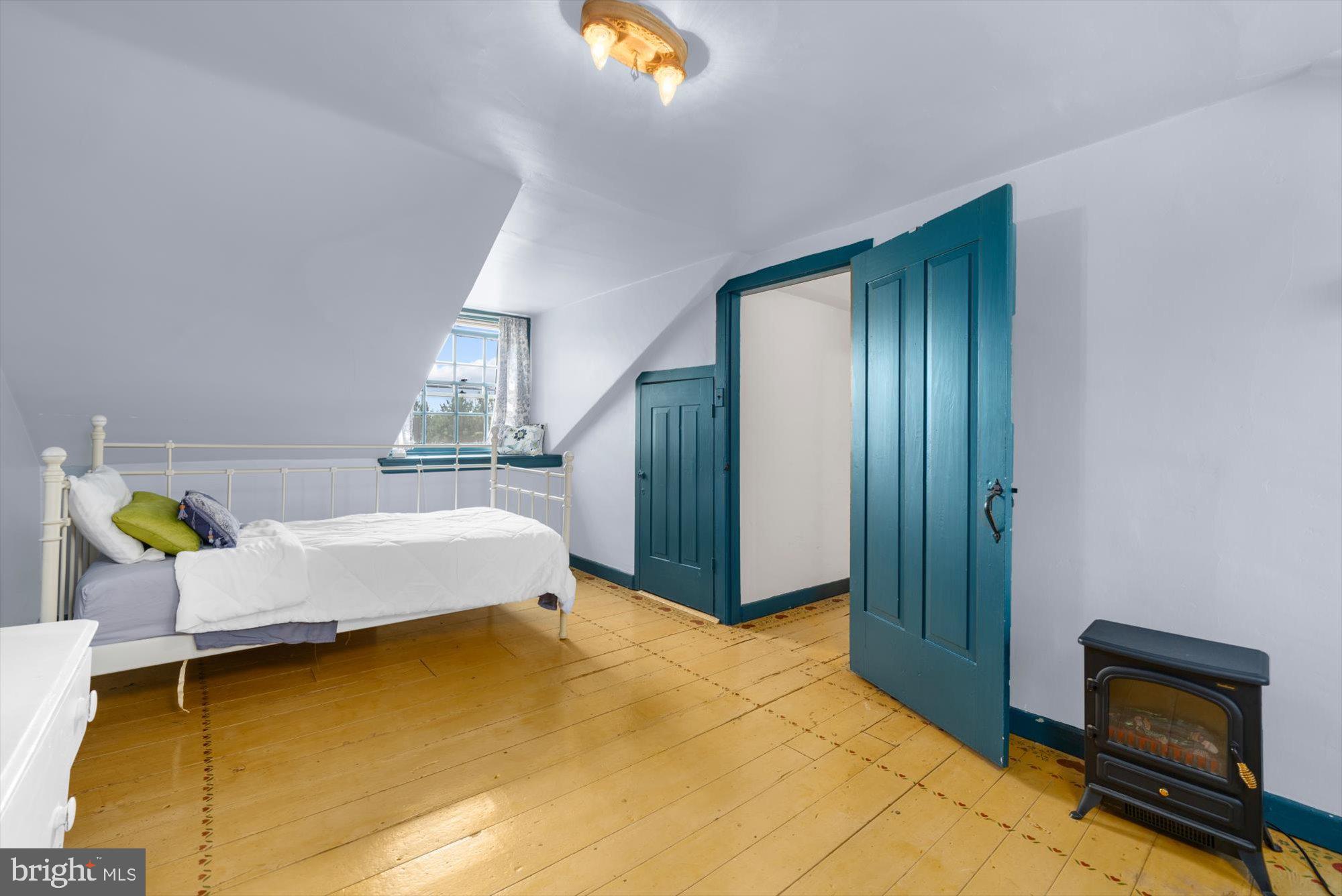 5358 York Road Doylestown, PA 18902 - Photo 27 of 61 a bedroom with a bed and a dresser