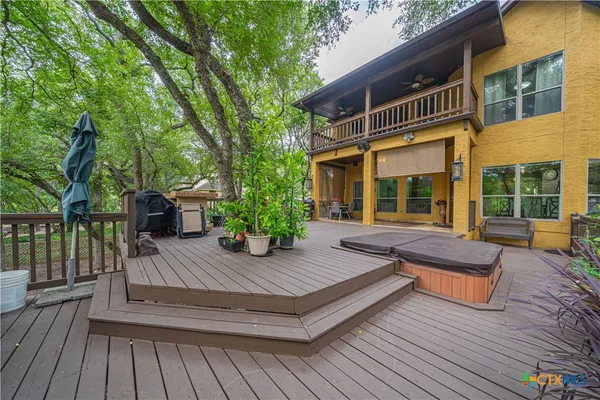 a view of house with patio outdoor seating
