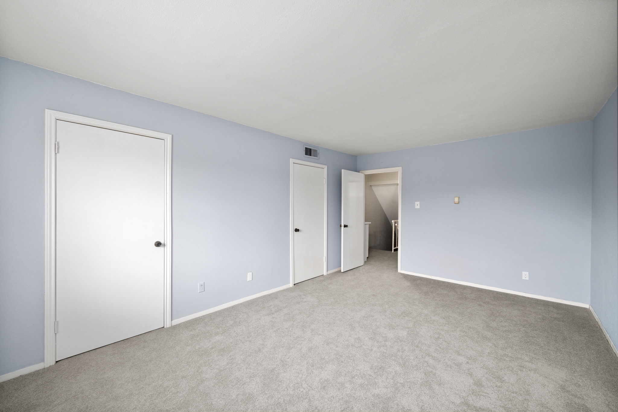 11550 Chimney Rock Road, Unit 521 Houston, TX 77035 - Photo 22 of 30 a view of an empty room and closet area