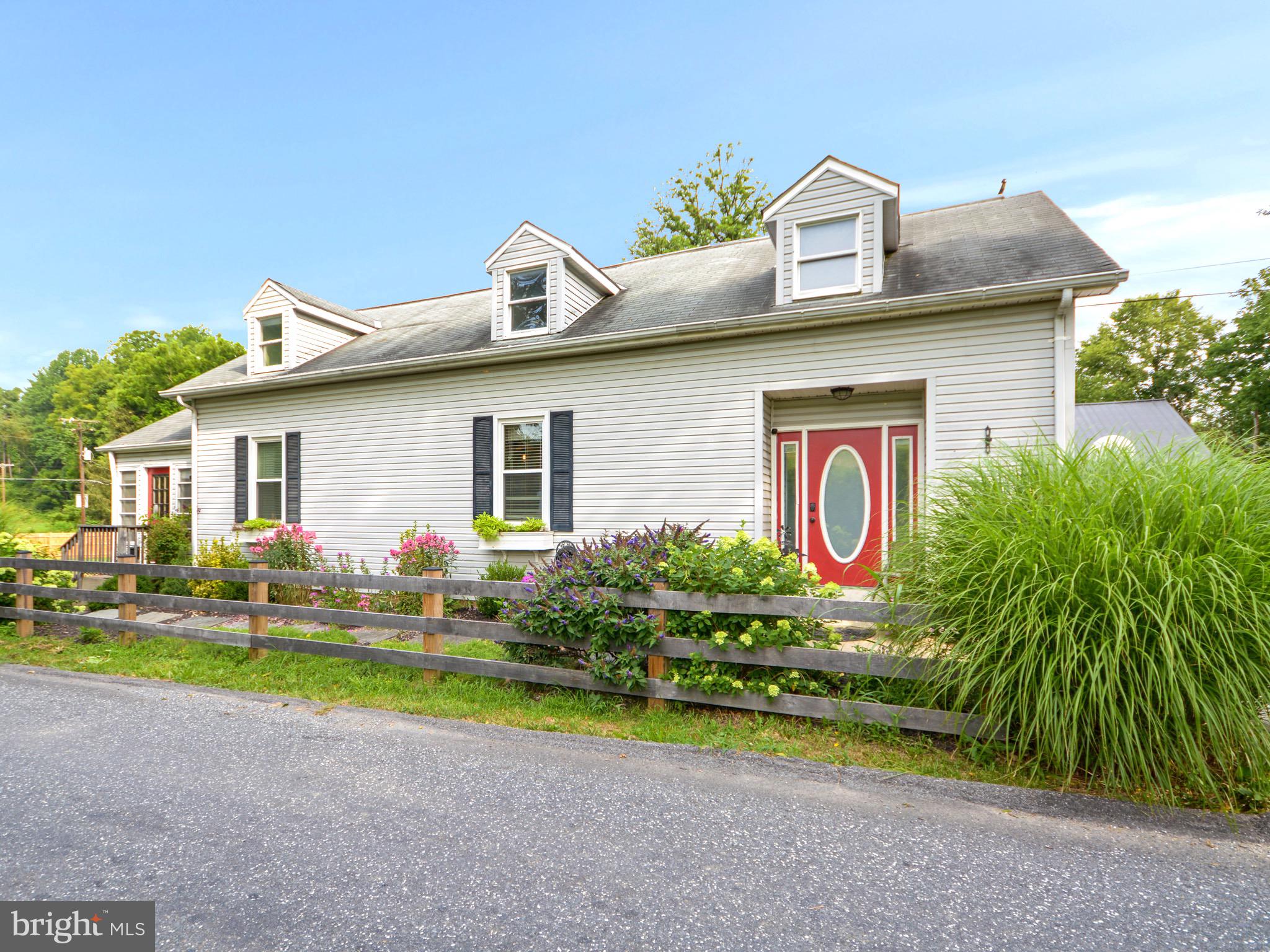 5604 Poole Road Jefferson, MD 21755 - Photo 2 of 49