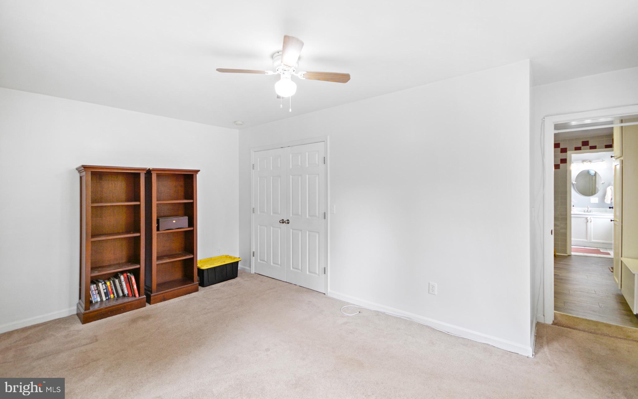 5604 Poole Road Jefferson, MD 21755 - Photo 36 of 49 3rd bedroom (main level)