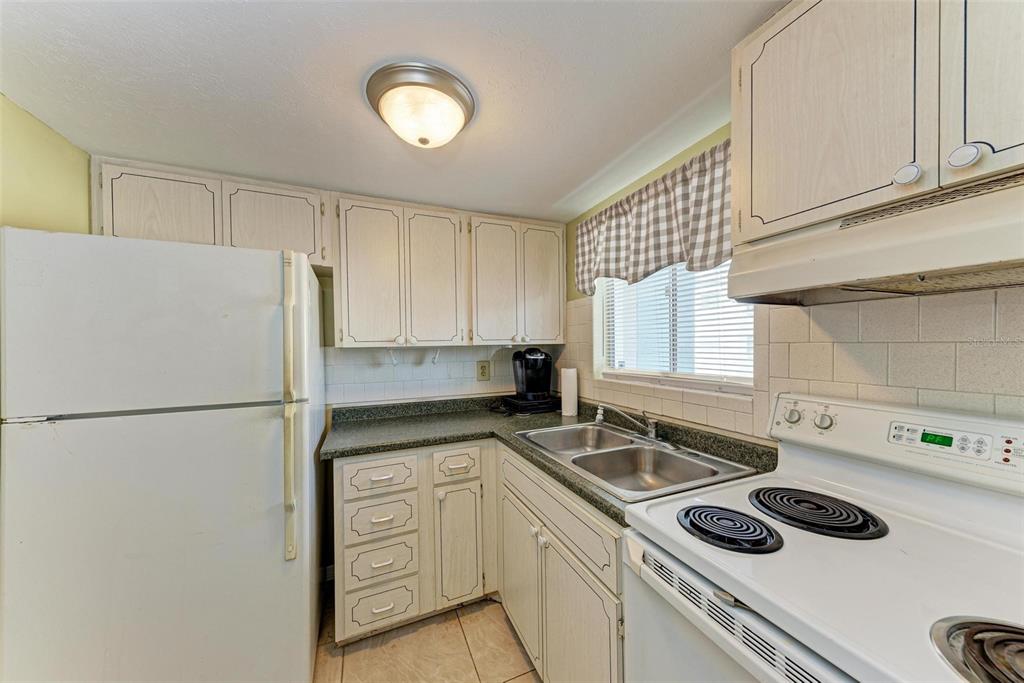 5938 Welcome Road, Unit H22 Bradenton, FL 34207 - Photo 16 of 38