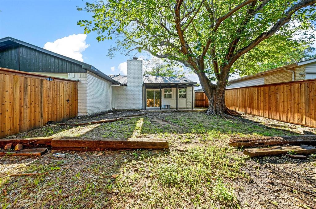 11919 Bushmills Road Dallas, TX 75243 - Photo 2 of 19