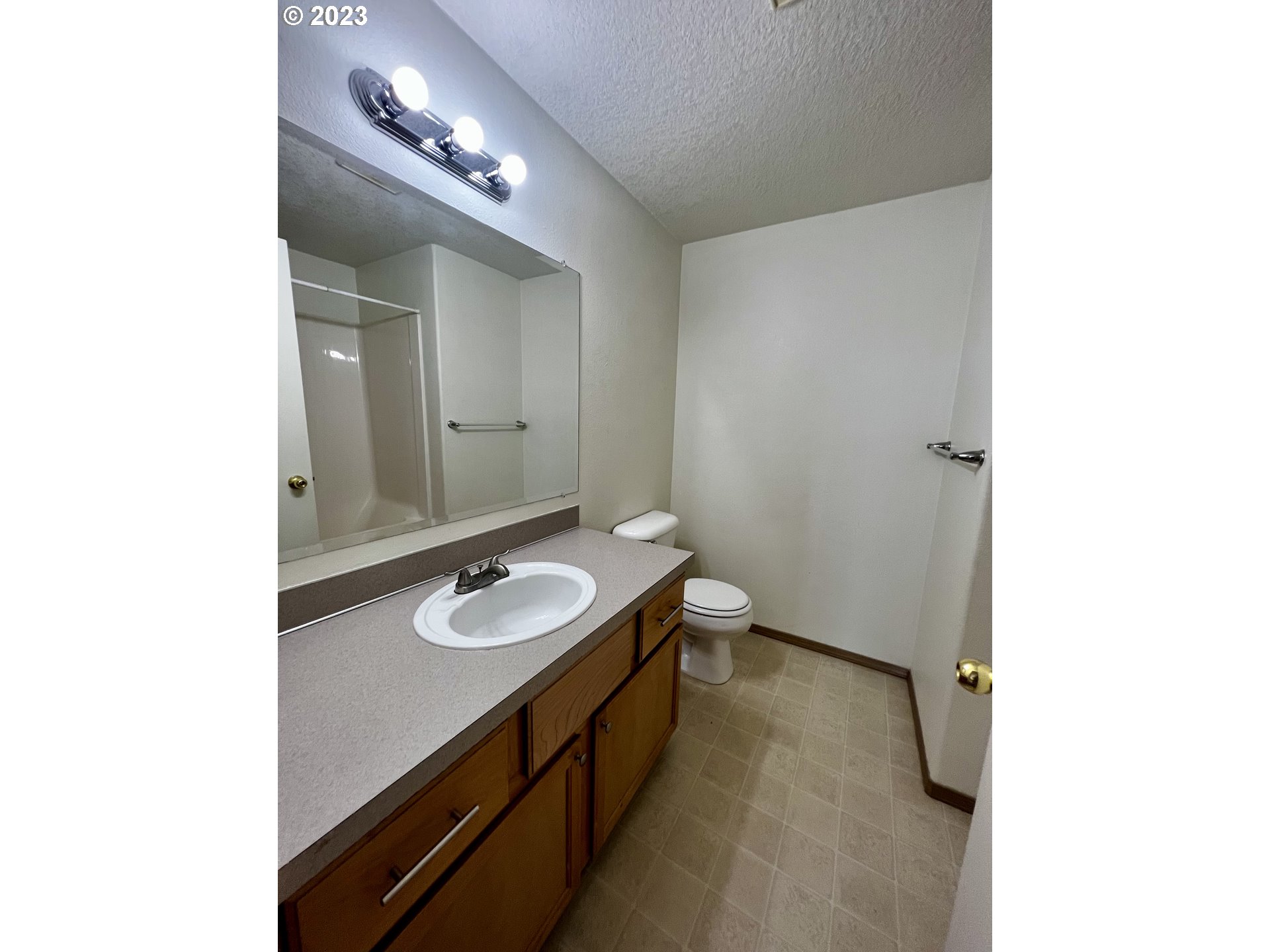 1003 Southwest Nye Avenue Pendleton, OR 97801 - Photo 7 of 17 Gallery Image 7