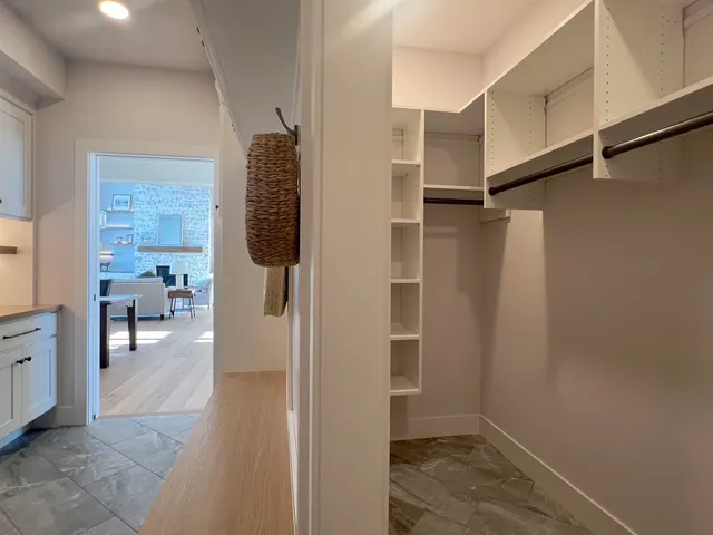 $1,969,900 | 3322 Colton Sun Prairie, Sun Prairie, WI 53590