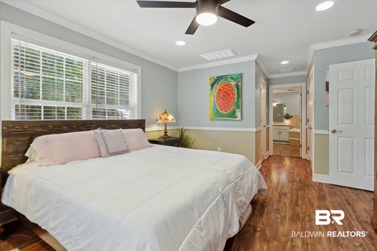 9830 Pineview Avenue Theodore, AL 36582 - Photo 10 of 54 Primary Bedroom