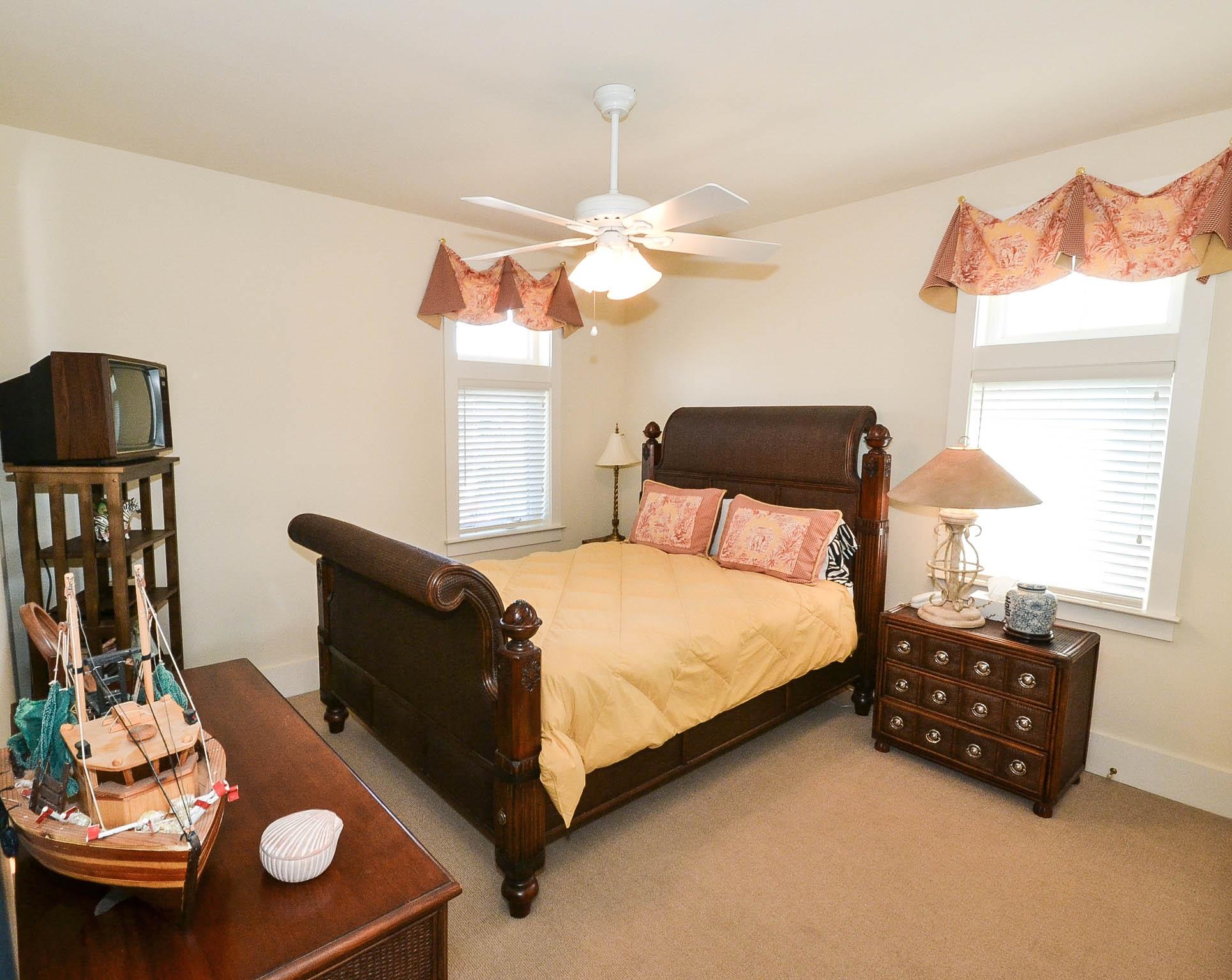 37 Redfish Circle Santa Rosa Beach, FL 32459 - Photo 17 of 24 2nd Floor Guest Bedroom