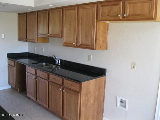 10814 East Limberlost Road Tucson, AZ 85749 - Photo 3 of 15
