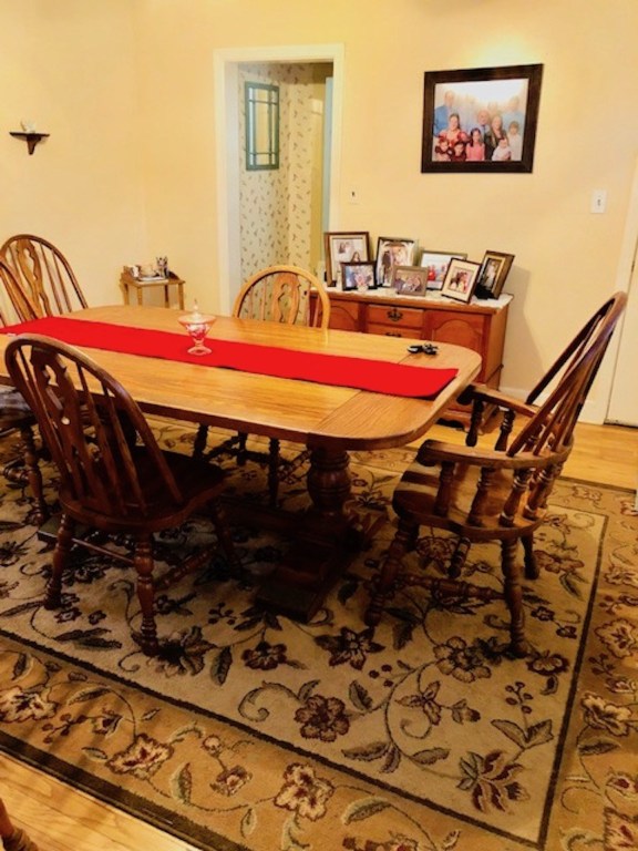 549 Stafford Road Tiverton, RI 02878 - Photo 9 of 10 Gallery Image 9