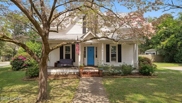 $2,800 | 175 West Maine Avenue, Southern Pines, NC 28387