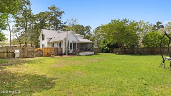 $2,800 | 175 West Maine Avenue, Southern Pines, NC 28387
