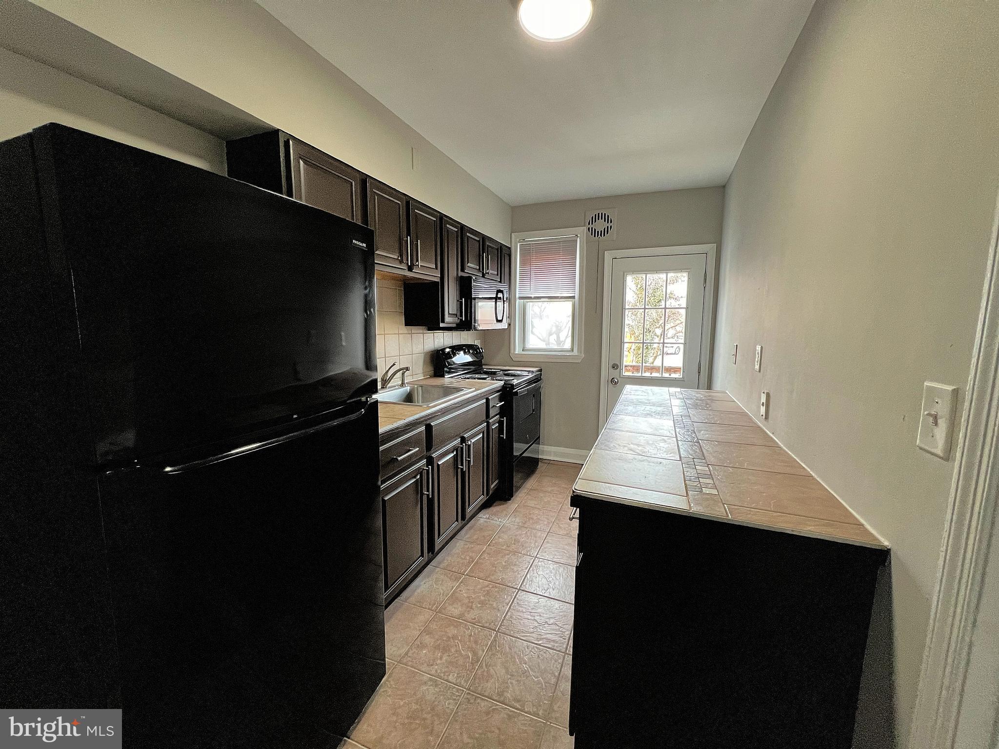 4112 Fallstaff Road Baltimore, MD 21215 - Photo 3 of 12