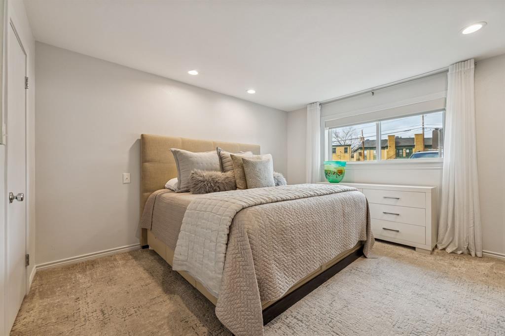 6033 Sandhurst Lane, Unit A Dallas, TX 75206 - Photo 23 of 34