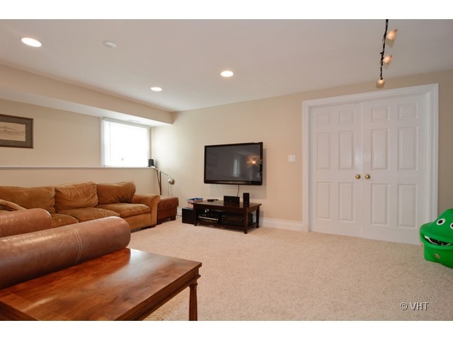 N311 Peter Road Winfield, IL 60190 - Photo 6 of 15