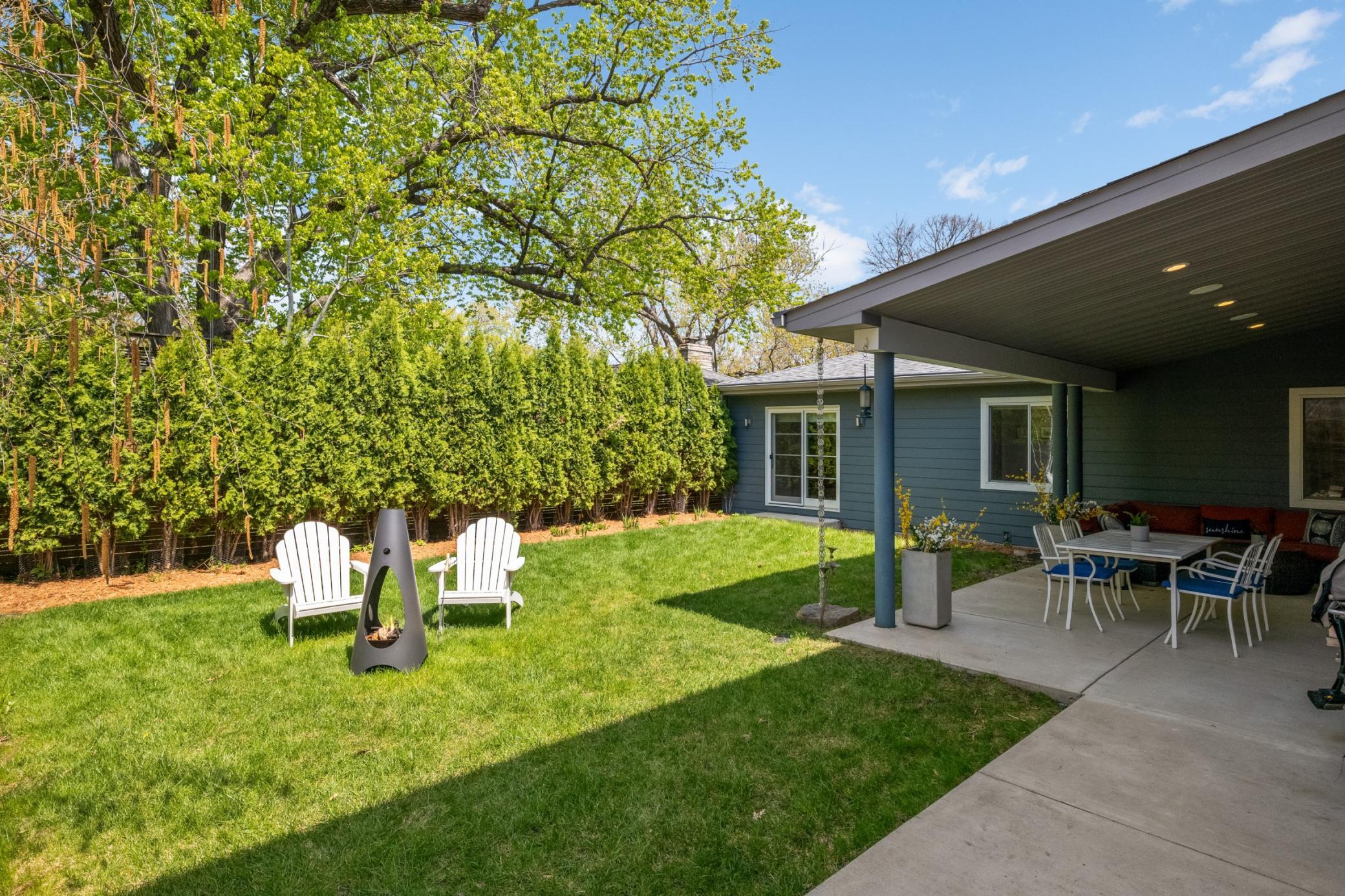 1409 Edgcumbe Road St. Paul, MN 55116 - Photo 47 of 60
