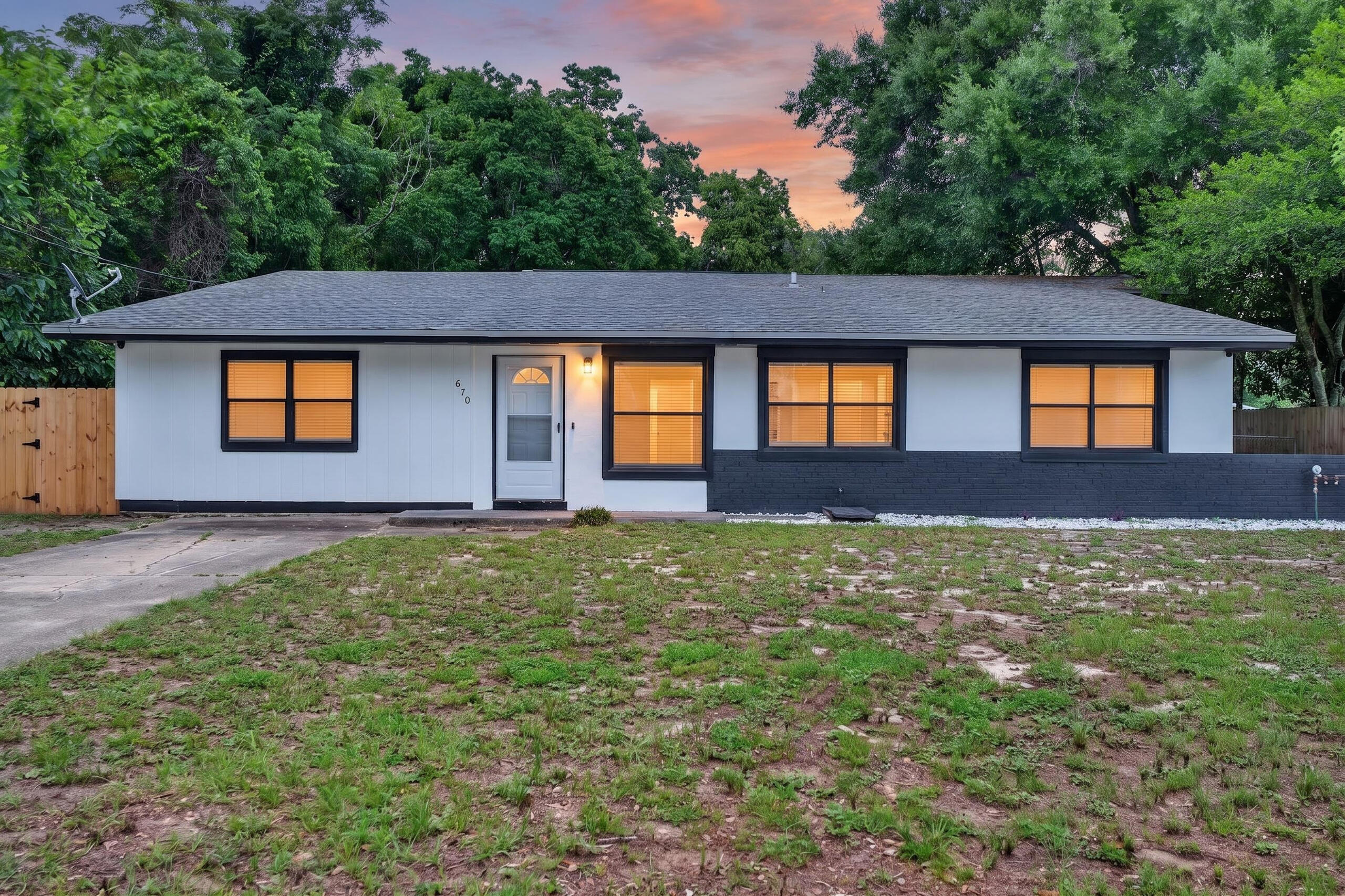 670 Shrewsbury Road Mary Esther, FL 32569 - Photo 1 of 48 first