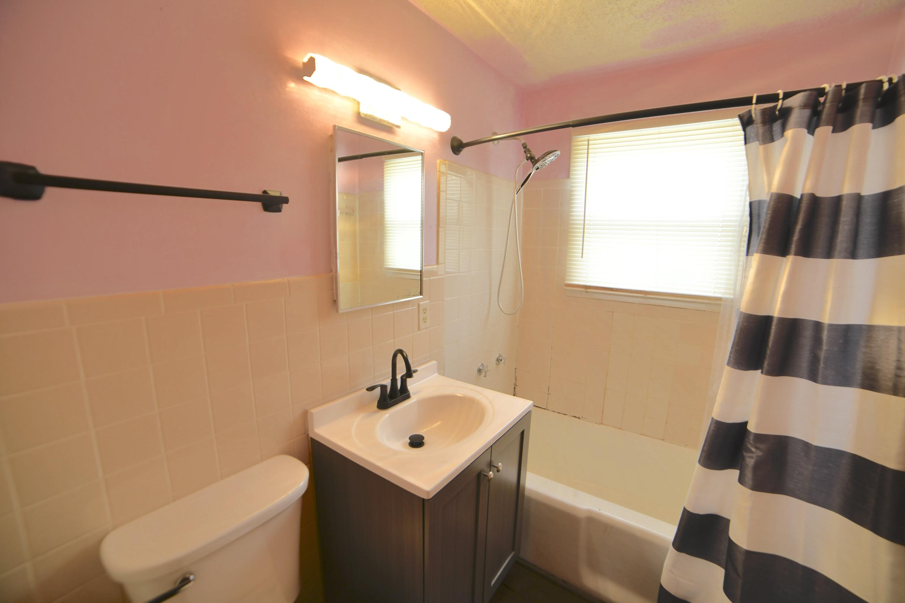 5931 North 84th Street, Unit A Milwaukee, WI 53225 - Photo 15 of 22 Upstairs Bathroom