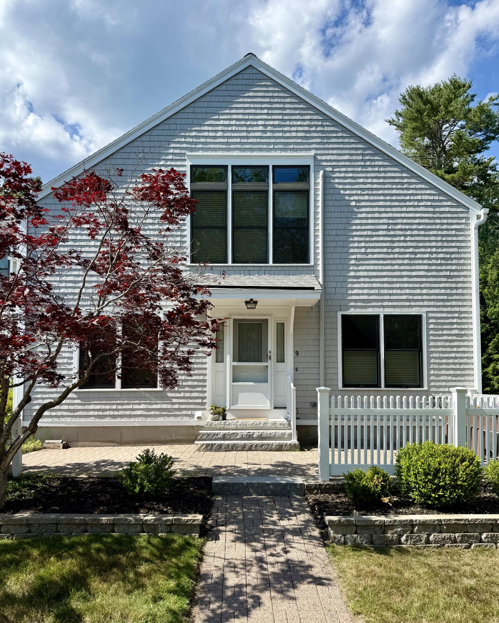 9 Benjamin Hubbard Lane, Unit 9 Kennebunk, ME 04043 - Photo 3 of 5 IMG_9868