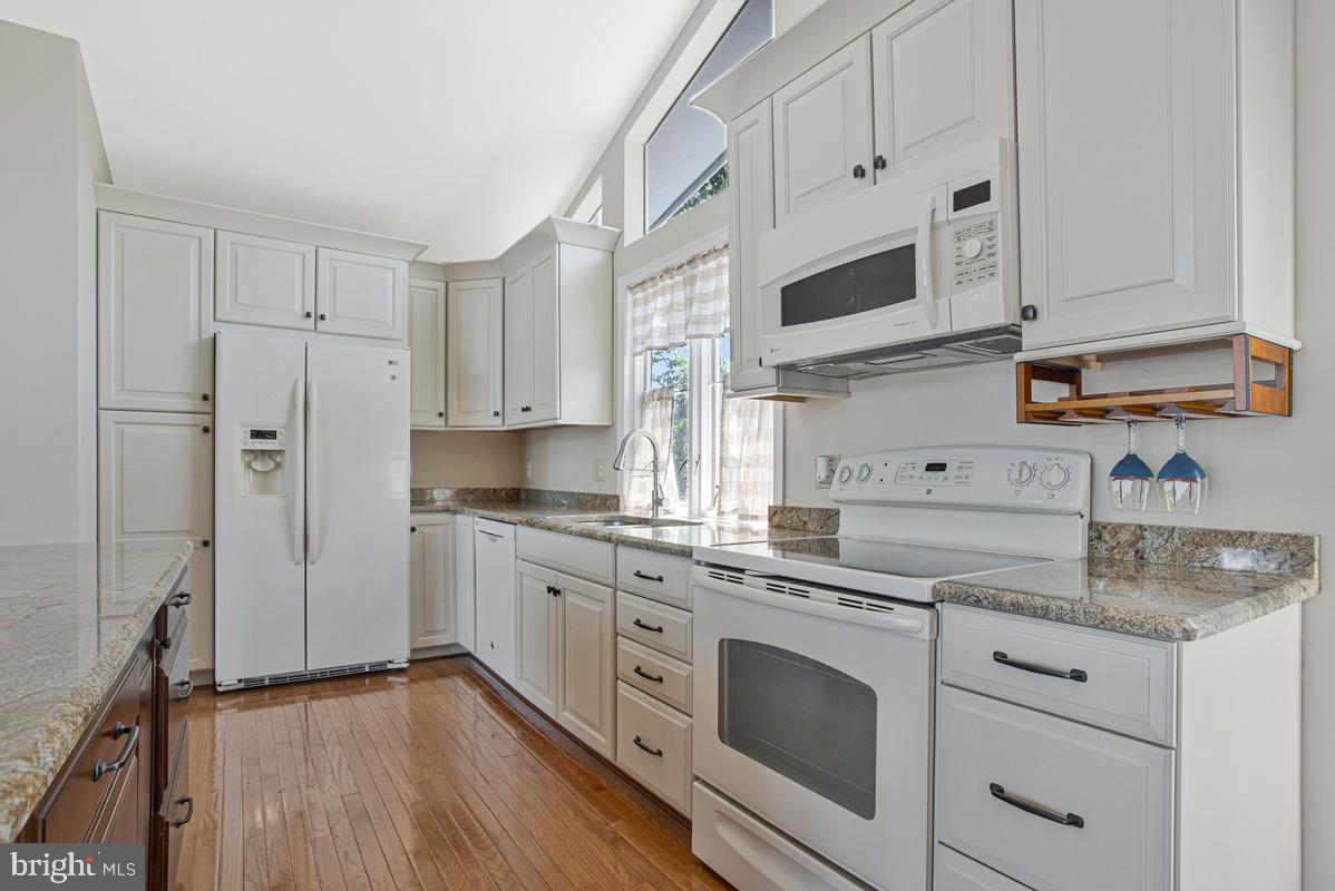 962 Main Street Deale, MD 20751 - Photo 17 of 71