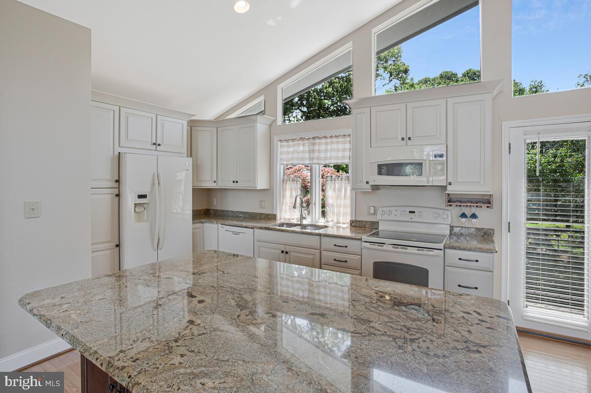 962 Main Street Deale, MD 20751 - Photo 18 of 71