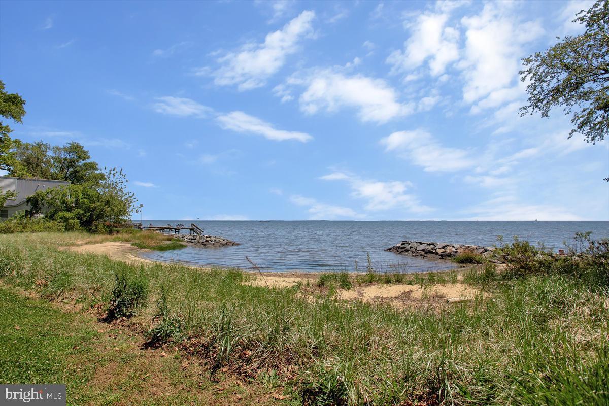 962 Main Street Deale, MD 20751 - Photo 47 of 71 Community Beach