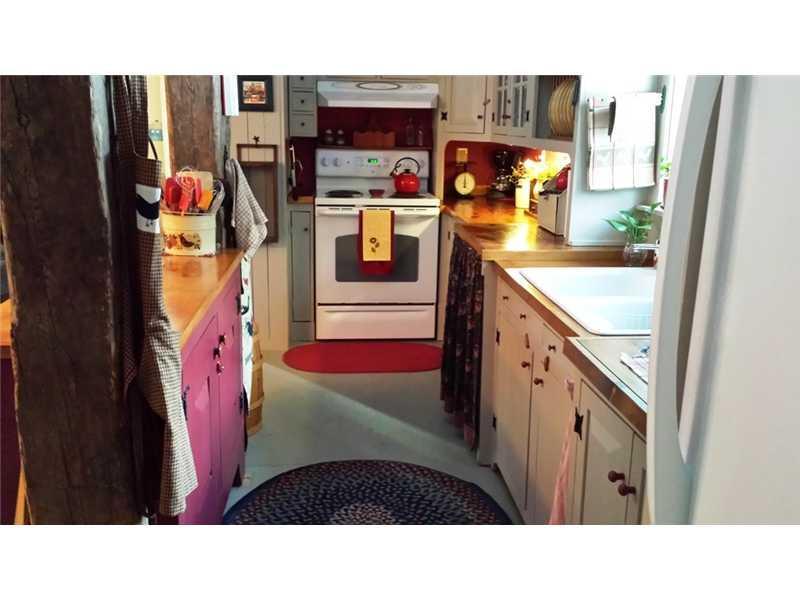 88 Hole In The Wall Road Solon, ME 04979 - Photo 5 of 28 Kitchen.