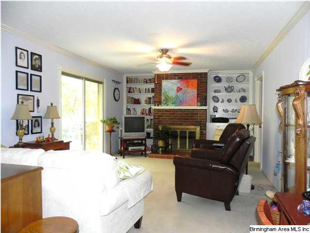 601 Crestview Road Anniston, AL 36207 - Photo 9 of 24