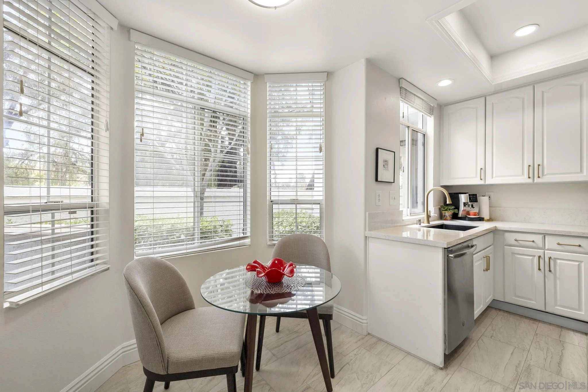 3335 Genoa Way, Unit 112 Oceanside, CA 92056 - Photo 14 of 35 Breakfast Area