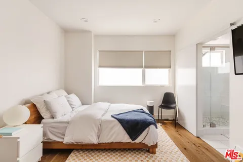 $1,399,000 | 1514 South Bedford Street, Los Angeles, CA 90035