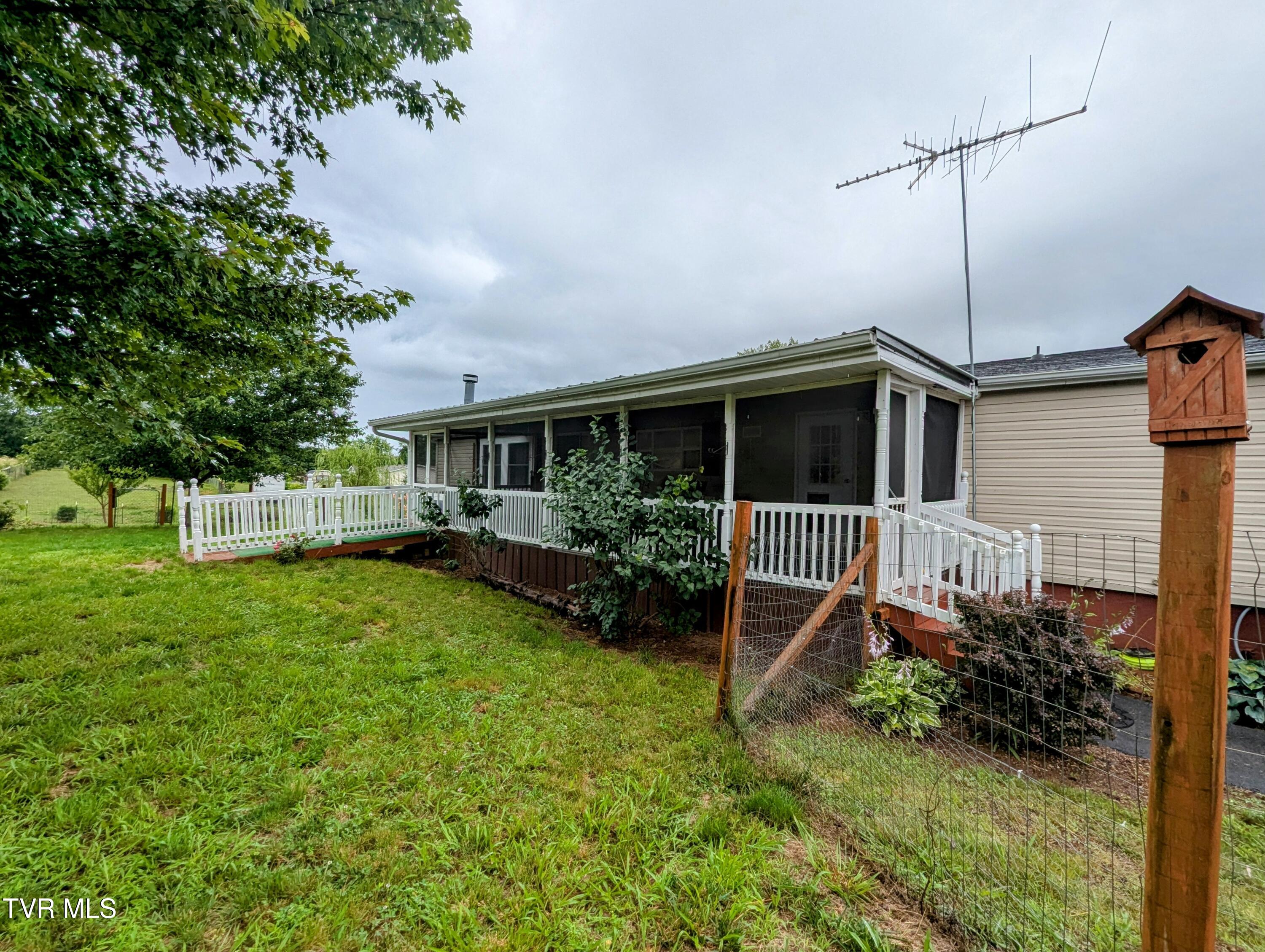 270 Payne Ridge Road Church Hill, TN 37642 - Photo 16 of 73 Backporch.