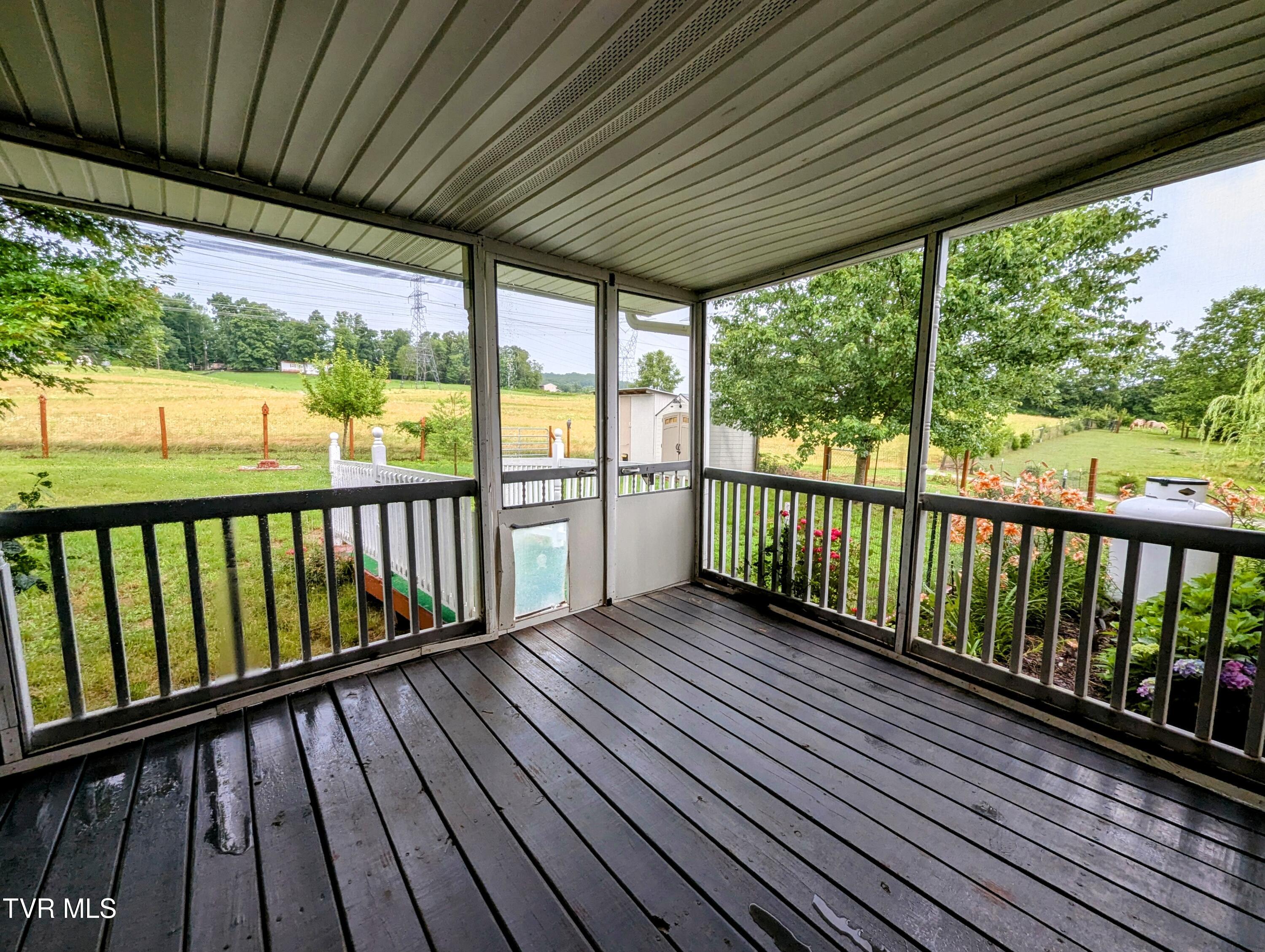 270 Payne Ridge Road Church Hill, TN 37642 - Photo 19 of 73 Backporch..