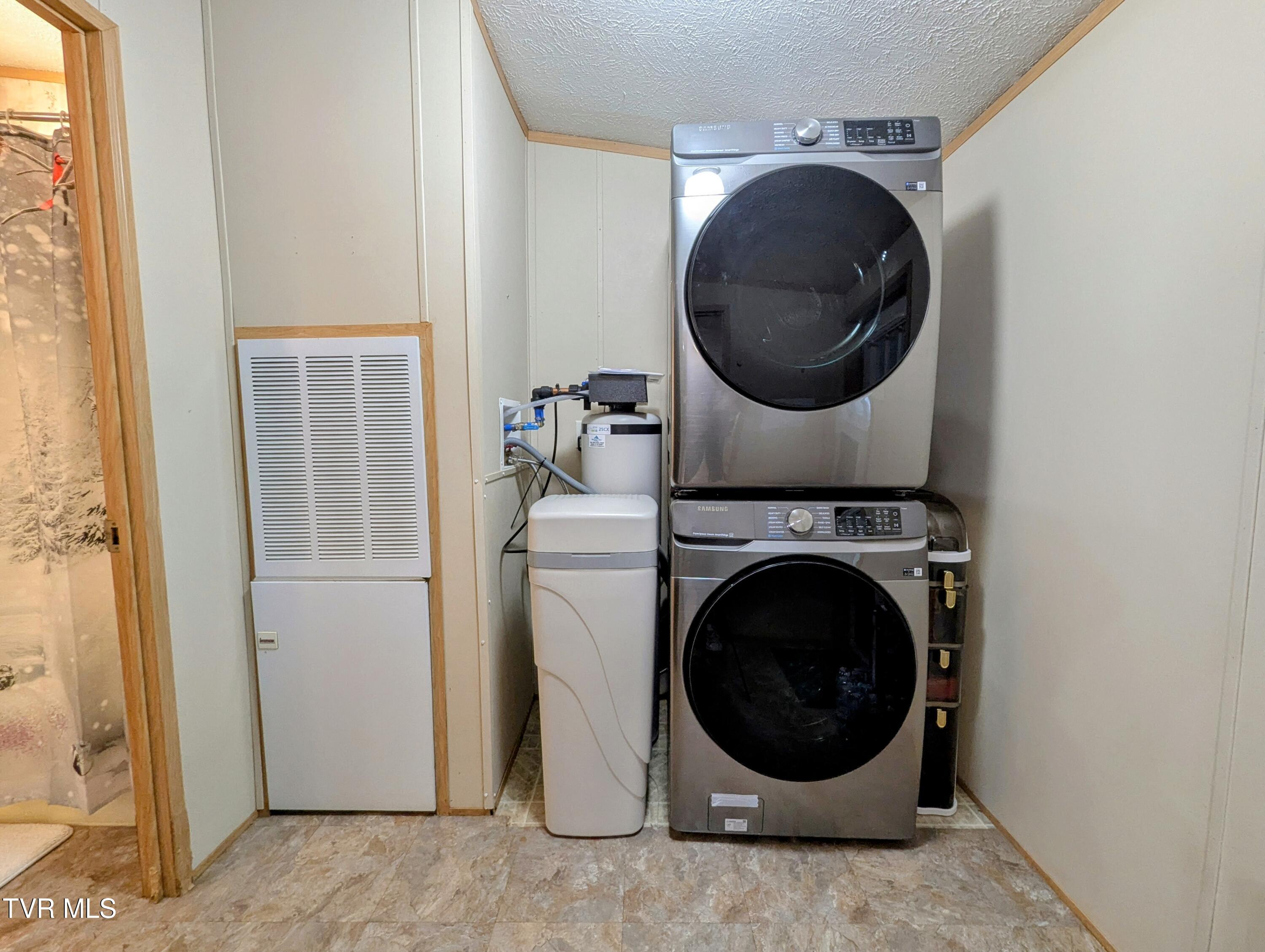 270 Payne Ridge Road Church Hill, TN 37642 - Photo 51 of 73 Laundry.