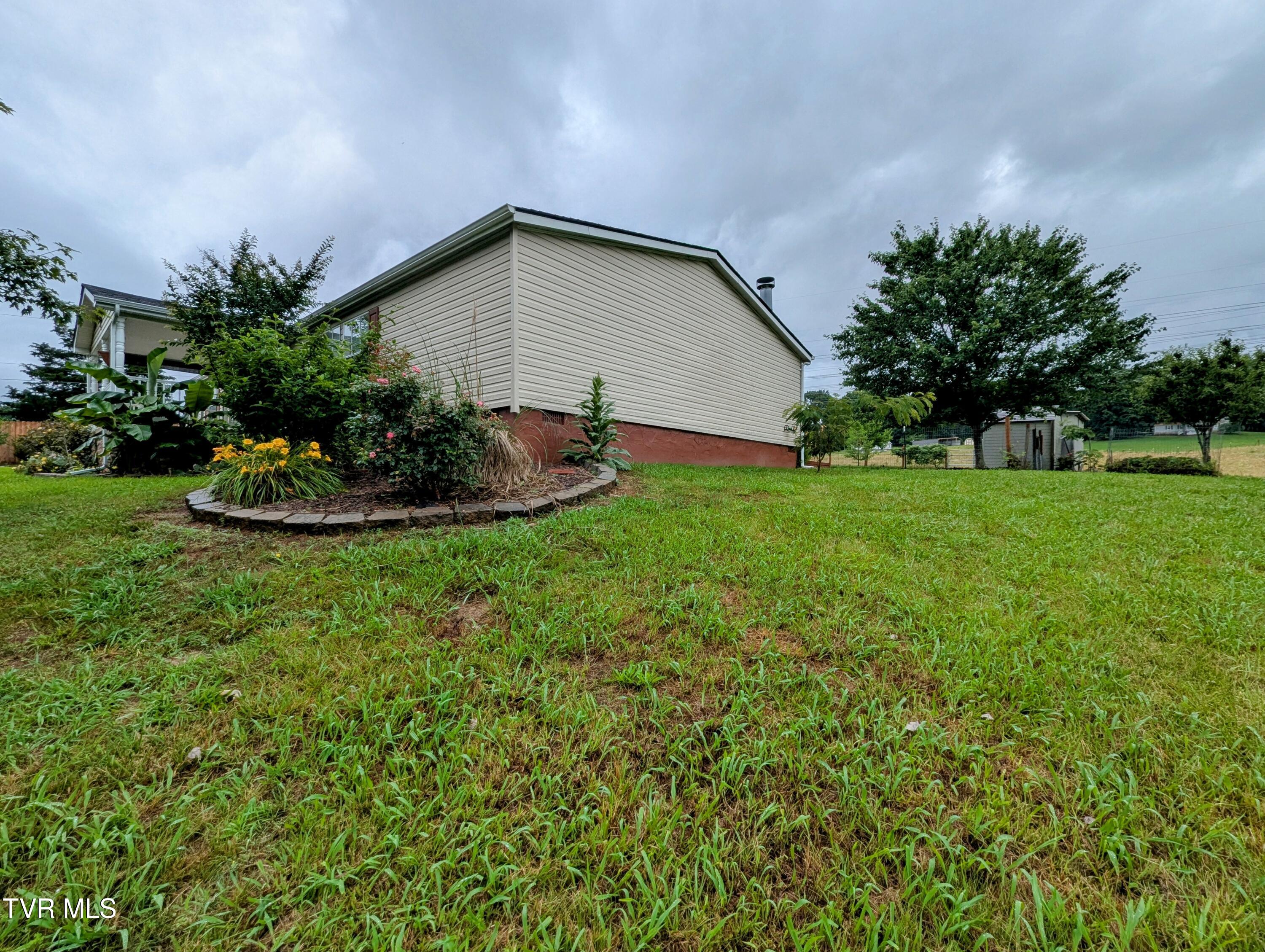 270 Payne Ridge Road Church Hill, TN 37642 - Photo 10 of 73 Sideyard