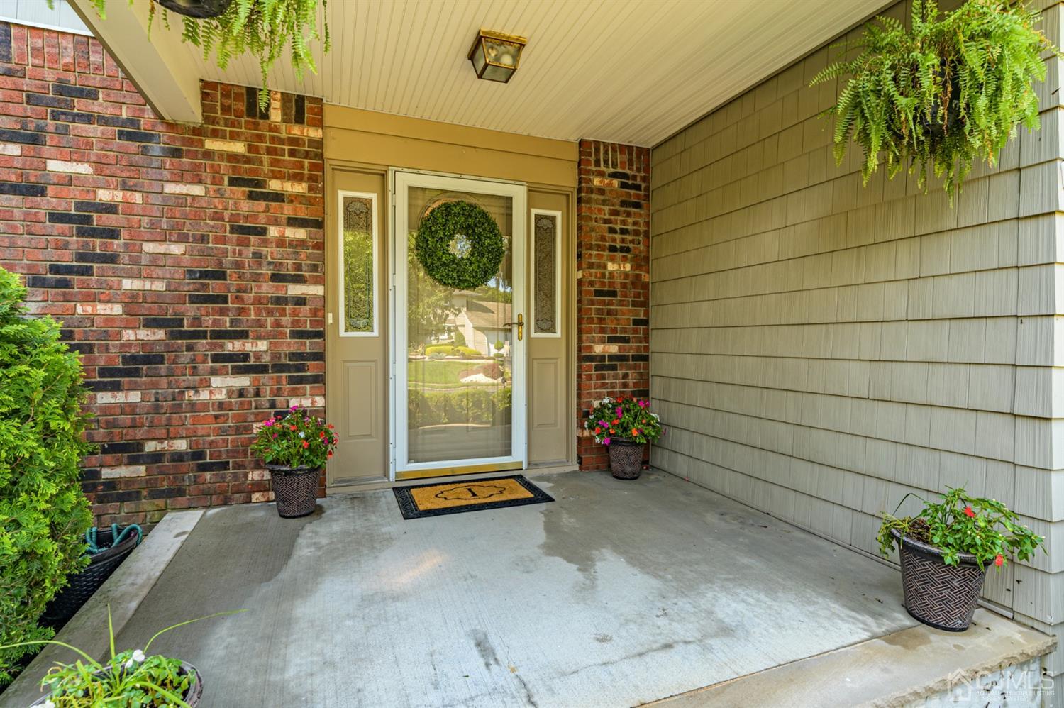 22 Hershey Road East Brunswick, NJ 08816 - Photo 2 of 43 Gallery Image 2