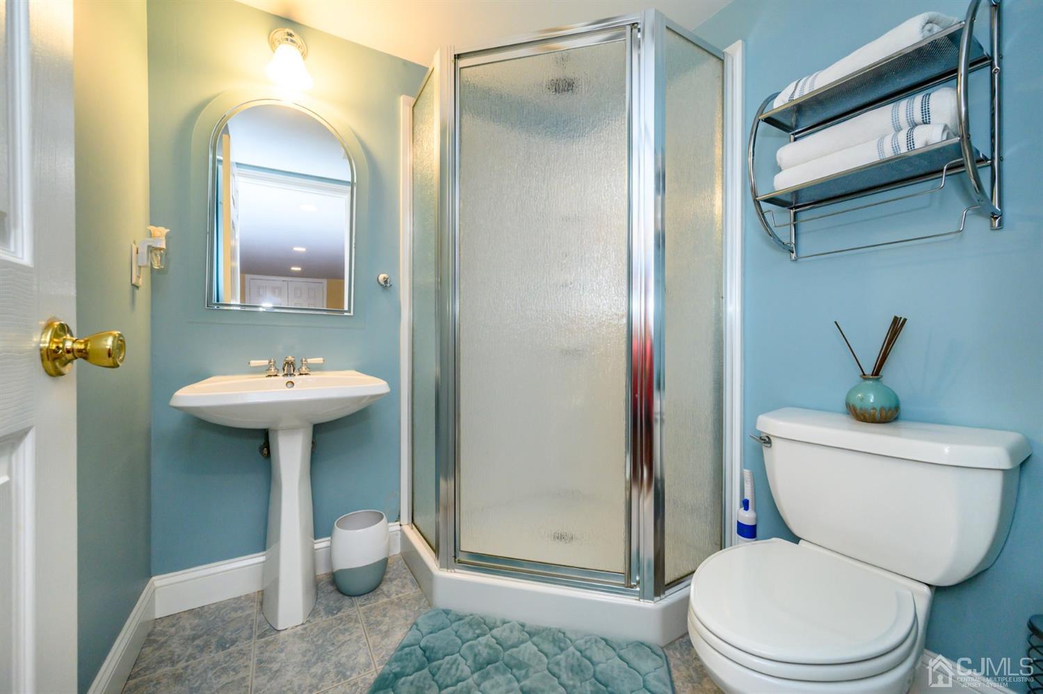 22 Hershey Road East Brunswick, NJ 08816 - Photo 33 of 43 Gallery Image 33