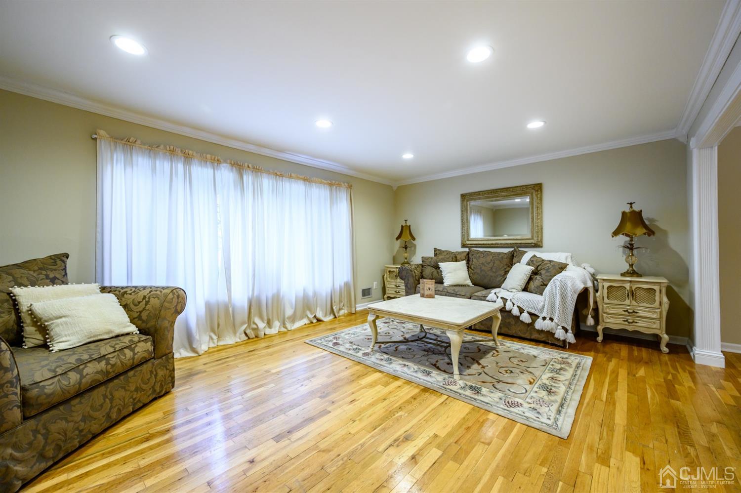 22 Hershey Road East Brunswick, NJ 08816 - Photo 8 of 43 Gallery Image 8
