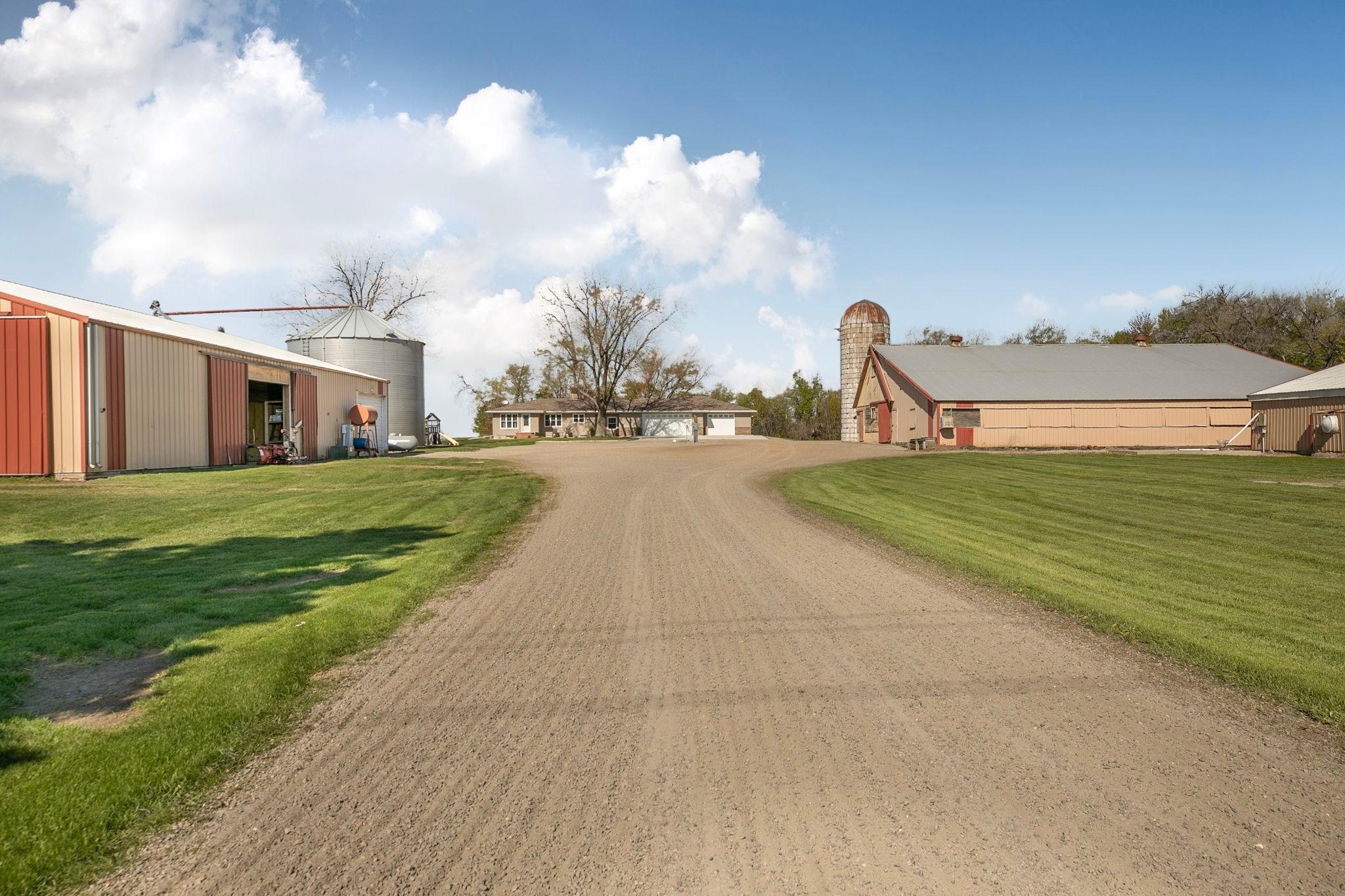79275 County Road 16 Hector, MN 55342 - Photo 2 of 63