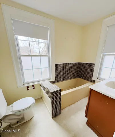 $219,900 | 1896 Western Turnpike, Duanesburg, NY 12056