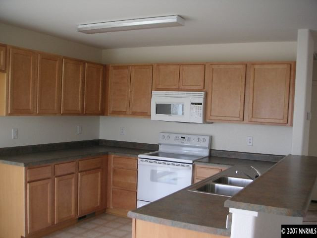 254 Orrcrest Drive Reno, NV 89506 - Photo 3 of 6 Photo 3