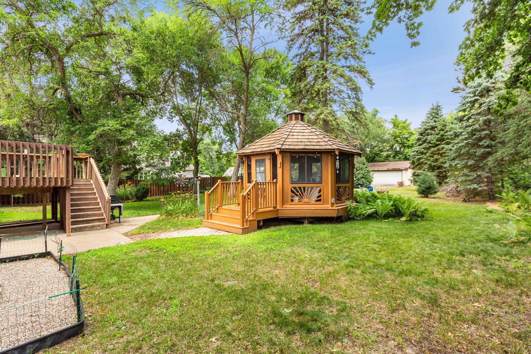 303 Snail Lake Road Shoreview, MN 55126 - Photo 26 of 35 Gallery Image 26