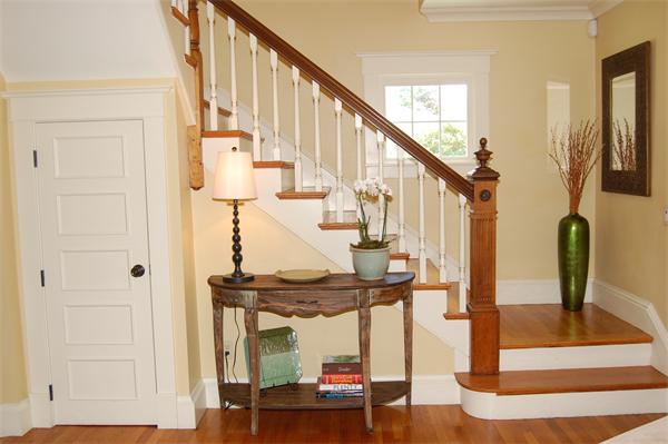 107 Maple Street Milton, MA 02186 - Photo 14 of 23 Gallery Image 14